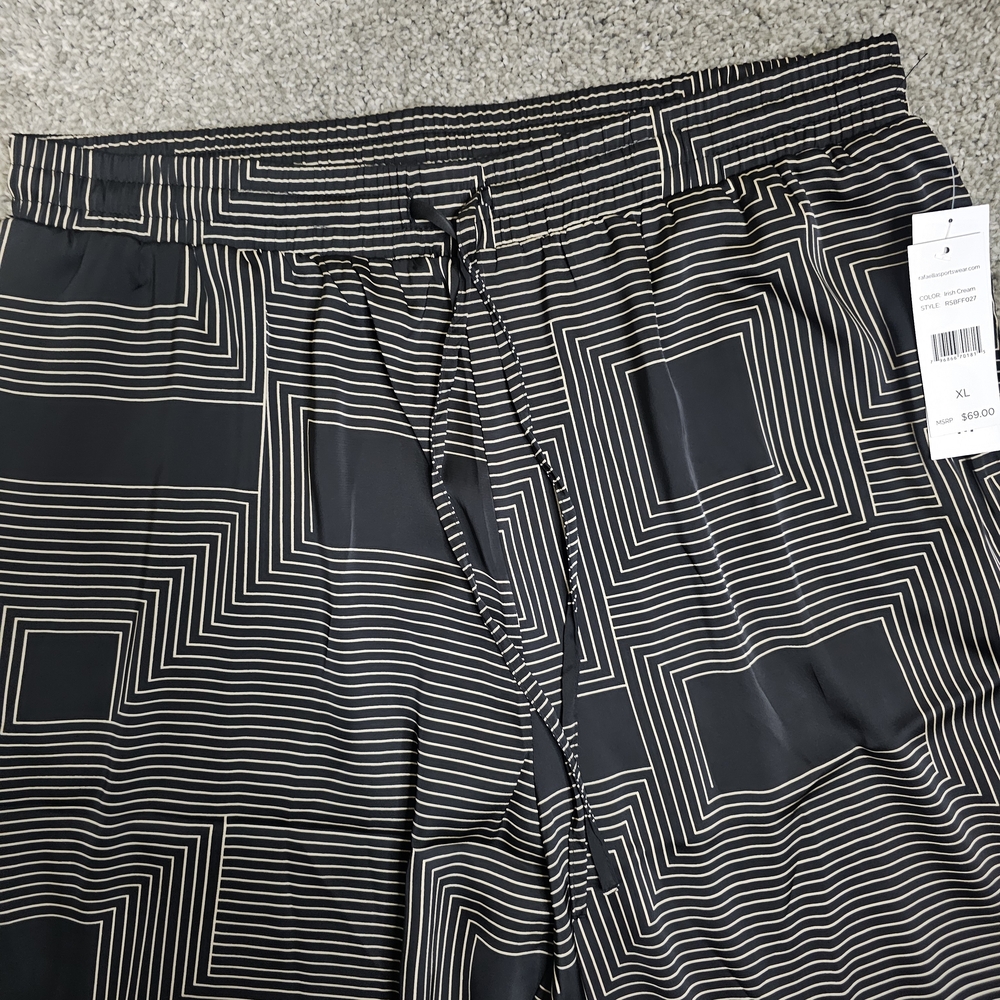 🔥NWT- Rafaella Black and Gray Geometric Womans Chinos - Picture 3 of 5